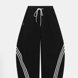 Scimitar Trackpants Black